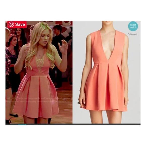 L'atiste Peach V Neck Dress Size Small - Picture 1 of 9